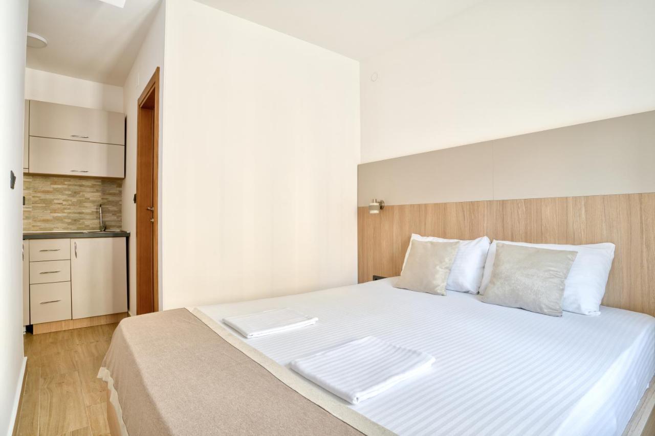 Symphony Apartments Street View Petrovac na moru Exterior foto